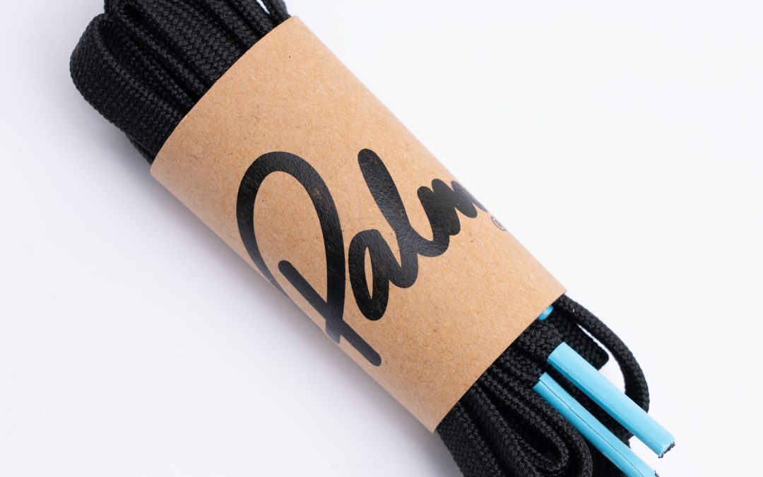 13705_Gradient_3-0_Black_alternate_laces